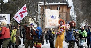 Auch Beschimpfungen unter der G&uuml;rtellinie waren zu h&ouml;ren und lesen.