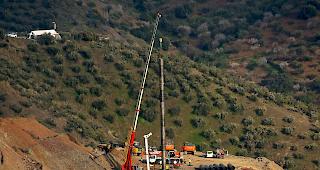 Neben der einj&auml;hrigen Bew&auml;hrungsstrafe muss der Verurteilte 89'500 Euro an jedes Elternteil zahlen und die Regionalregierung von Andalusien mit rund 663'000 Euro f&uuml;r die aufwendigen Rettungsarbeiten entsch&auml;digen. (Archivbild)