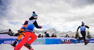 Athleten auf gleichem Niveau treten gegeneinander an und jeder kann eine Medaillen gewinnen.