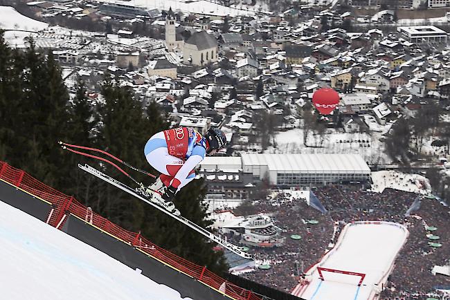 Beat Feuz schafft es auch in Kitzbühel auf das Abfahrts-Podest.