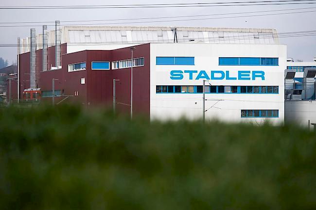 Der Schweizer Zugbauer Stadler Rail erhält einen Millionenauftrag in England.