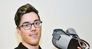 Virtual Reality. Andy Mathier vom Bureau des M&eacute;tiers.Foto Mengis Media