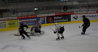 Der EHC Visp spielt in den Playoffs gegen den HC Thurgau.