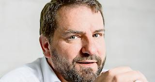 Ratgeber. Michael In Albon gibt Eltern Tipps in der Medienerziehung und versucht sich als zweifacher Vater  selbst daran zu halten. Foto zvg