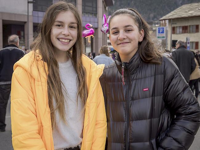 Xenia Ristic (12) und Nevena Ilic (13), Glis.