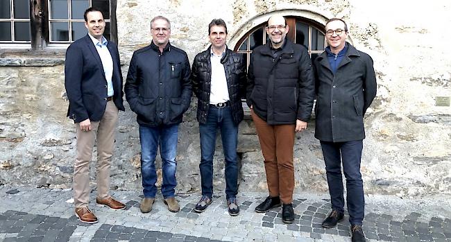Verwaltungsrat und Geschäftsführung der Energieversorgung Raron AG (v.l.): Jörg Schwestermann, Urs Schmid, Reinhard Imboden, Michel Schwery und Thomas Köpfli. 