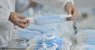 Die Zahl der Coronavirus-Fälle in der Schweiz ist am Sonntag rasant angestiegen. Nach neuesten Angaben des Bundesamtes für Gesundheit (BAG) gab es hierzulande bereits 2200 positiv getestete Fälle. Das waren rund 800 zusätzliche Fälle innerhalb eines Tages.