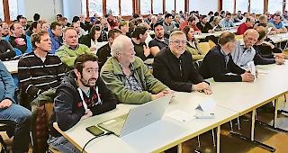 Grossaufmarsch. Die Delegierten der 64 Walliser Eringerzuchtgenossenschaften nahmen praktisch vollz&auml;hlig an der DV des Schweizerischen Eringerzuchtverbandes teil. 