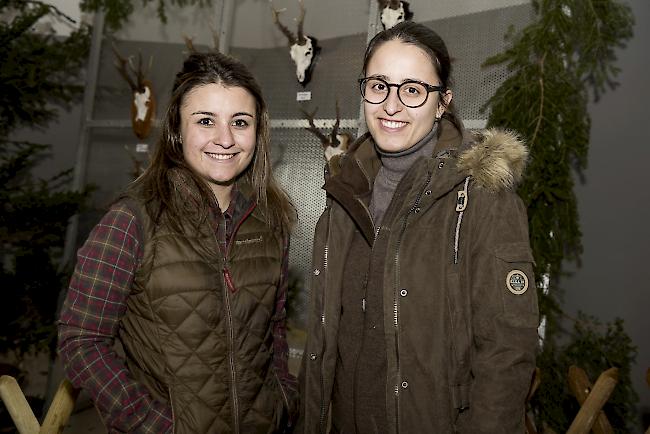 Sandrine (22) und Alexandra (25) Lengen, Visp. 