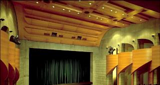 Ab sofort sind alle Anlässe mit mehr als 150 Teilnehmenden im Kultur- und Kongresszentrum La Poste Visp abgesagt.