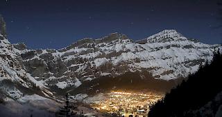 Die Leukerbad Therme verzeichnet aufgrund des Coronavirus einen Besucherrückgang. Die Verantwortlichen bereiten sich derweil auf den Ernstfall vor.