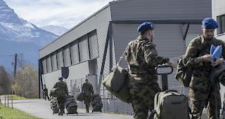 Bis zu 8000 Armeeangehörige sollen die zivilen Einrichtungen im Kampf gegen das Coronavirus unterstützen. Bisher acht Kantone machten bis Dienstag Gebrauch vom Angebot, die Armee um Hilfe zu bitten.