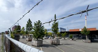 Bis zu seiner Schliessung konnten im Zentrum in Muttenz bis zu 500 Asylsuchenden untergebracht werden. Nun wird diese Kapazität halbiert.