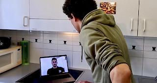 Der neue &laquo;Austrickser&raquo;: Magisch durch die Krise mit Lionel Dellberg.