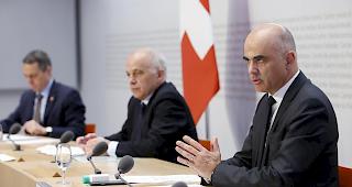 Forderungen werden laut, alle Geschäfte zu öffnen, welche die Sicherheitsmassnahmen einhalten. FDP-Parteichefin Petra Gössi: «Sonst setzen wir das Verständnis für die Massnahmen des Bundesrates unnötig aufs Spiel.»