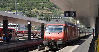 In normalen Zeiten würden aus Billett- und Aboverkäufen pro Monat knapp 500 Millionen Franken für Transportunternehmen generiert. Seit dem Lockdown seien es 60 bis 80 Prozent weniger.