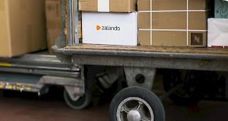 Das Post-Personal, das auch in der Corona-Krise täglich in unmittelbarem Kundenkontakt steht, erhält mit dem Aprillohn eine Prämie von 500 Franken. Das teilte der Personalverband transfair am Donnerstag mit.