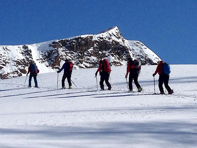 Aus der Traum. Auf Skitouren mit Bergführern und Kollegen muss in diesem Frühjahr verzichtet werden.